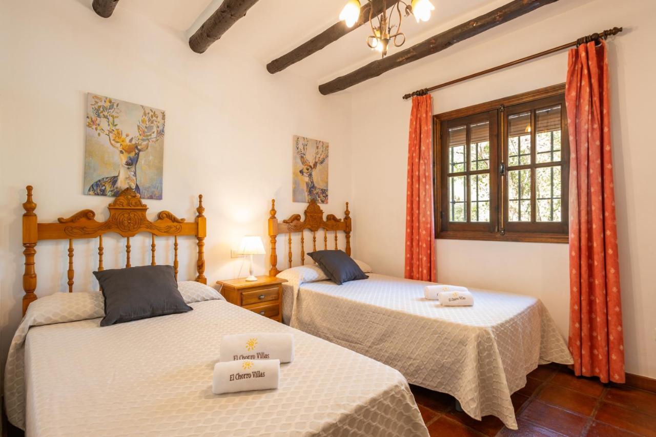 El Chorro Villas Casa Rosaleda מראה חיצוני תמונה